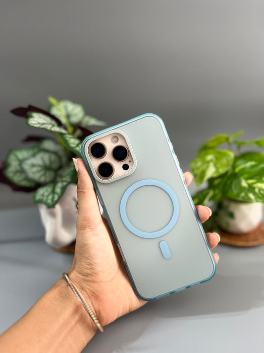 Iphone 15 Sand Magsafe Cover