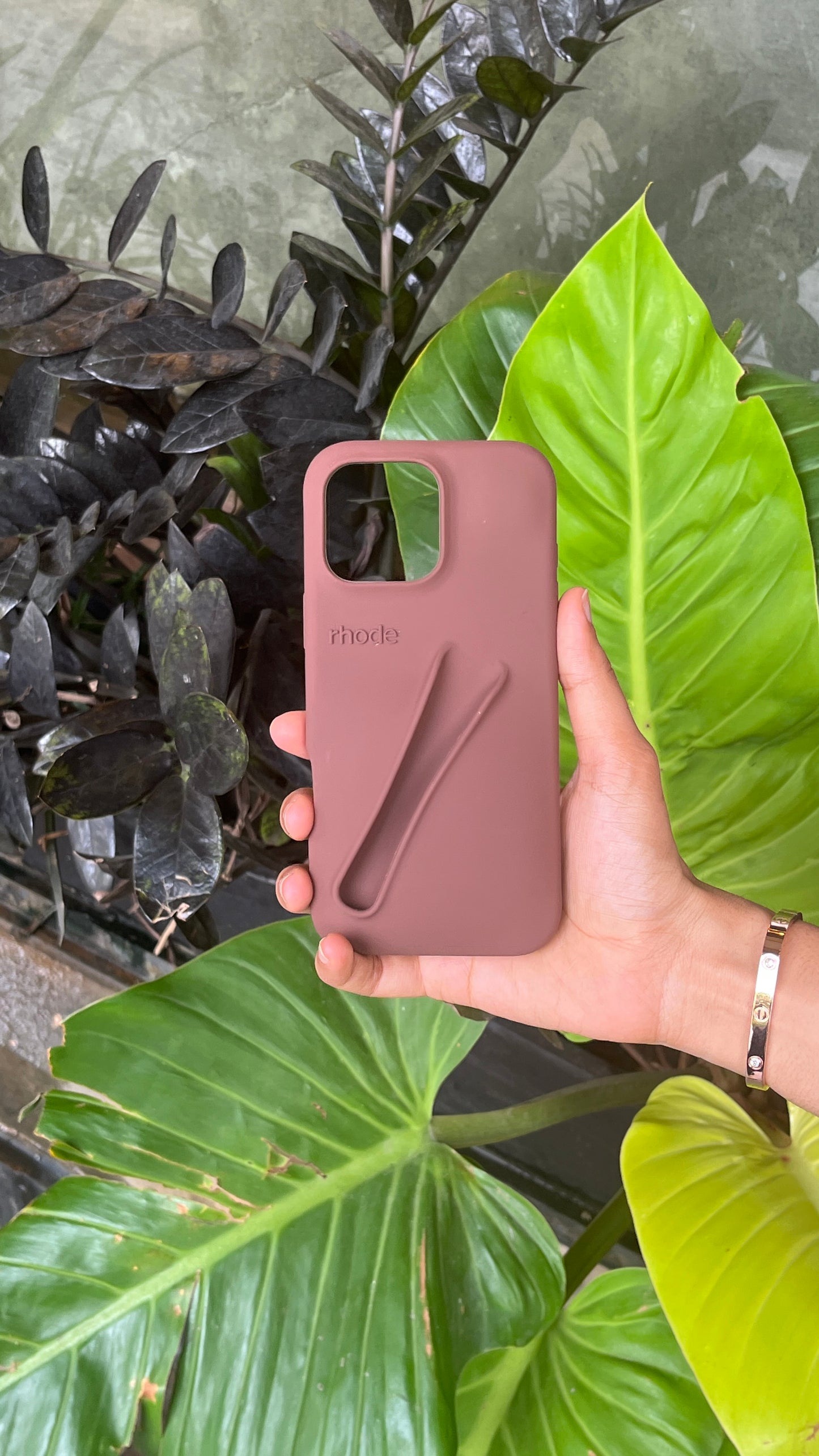 Iphone 15 Pro Max R-Hode Cover (Without Lipgloss)