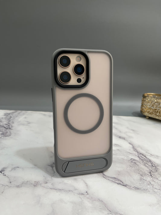 Iphone 16 Pro T-Stand Magsafe Cover