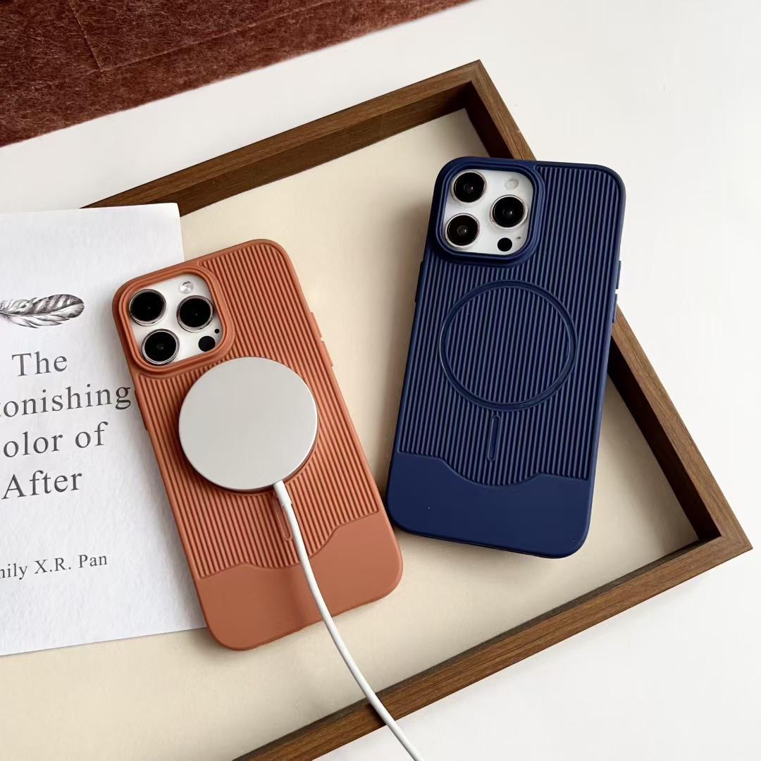 iPhone Magsafe Line Design Cover (Brick Orange)